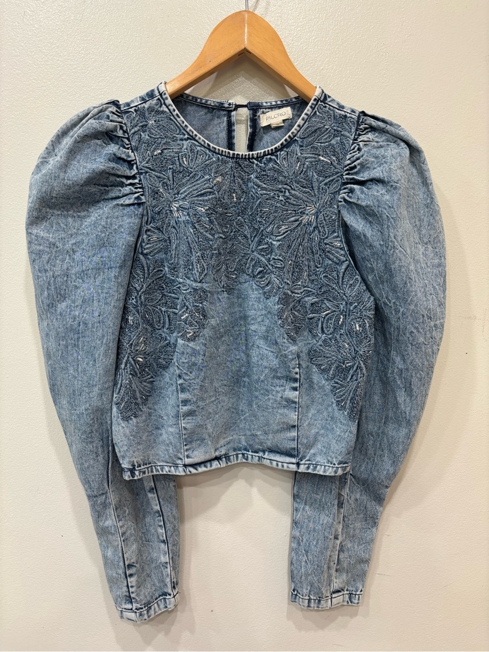Pilcro Anthropologie Embellished LongSleeve Denim Top Women’s Size XS